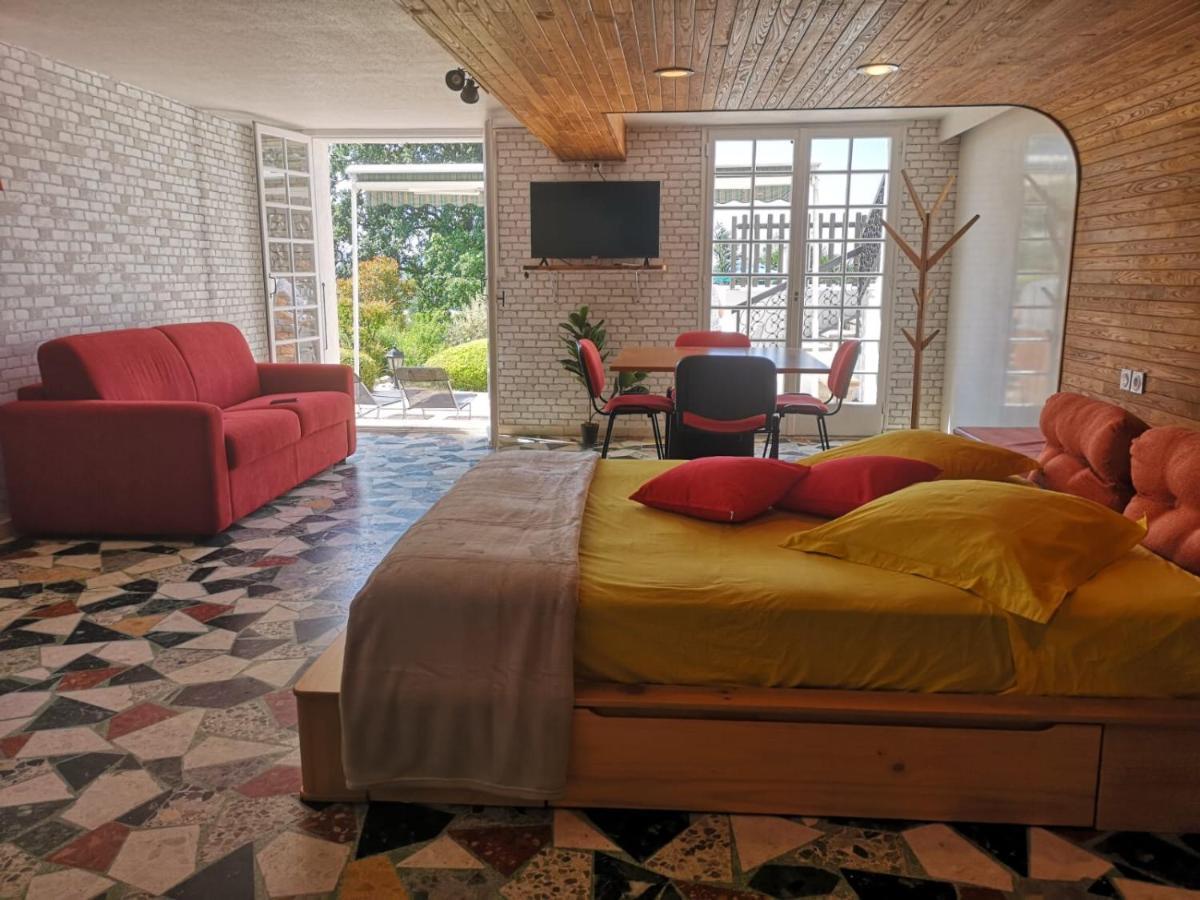 Bed and Breakfast Bellevue Chateauneuf-de-Galaure Екстер'єр фото